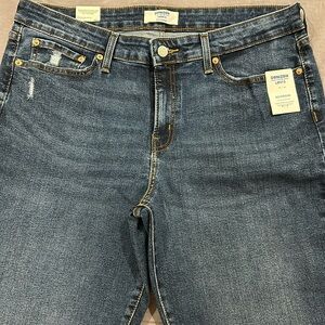 Levi’s Denizen Boyfriend Jeans